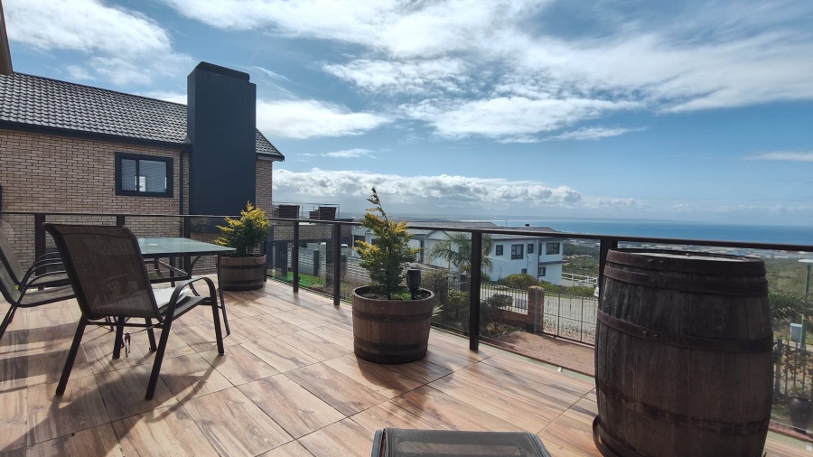 4 Bedroom Property for Sale in Island View Western Cape